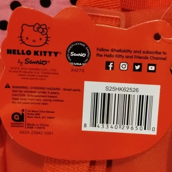 5 Pc.  Sanrio Hello Kitty Bundle - Picture 8 of 8